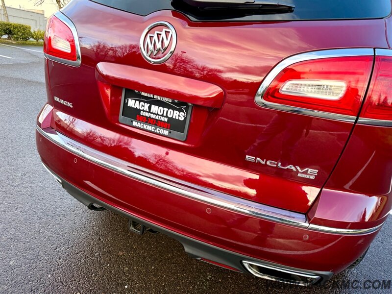 2015 Buick Enclave Premium low Miles 3Rd Row Captian Chairs AWD   - Photo 8 - Hillsboro, OR 97123