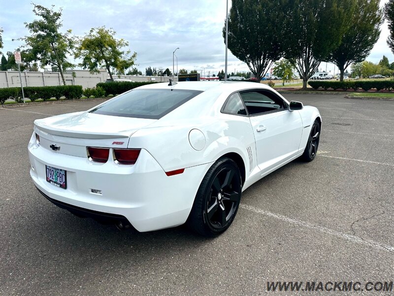 2011 Chevrolet Camaro LT   - Photo 8 - Hillsboro, OR 97123