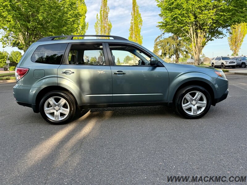 2009 Subaru Forester 2.5 X Premium 5-Speed Manual Pano Roof AWD   - Photo 6 - Hillsboro, OR 97123