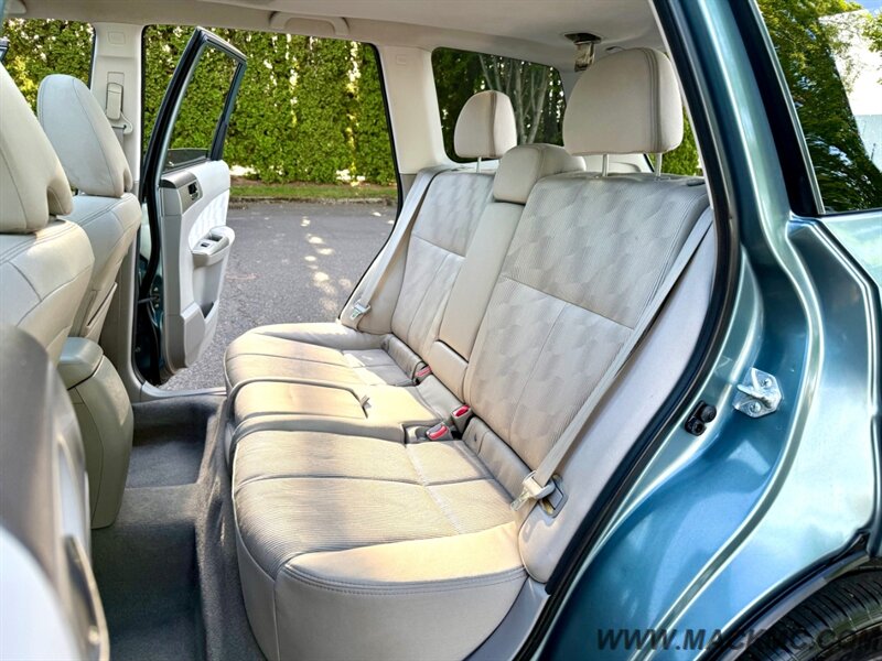 2009 Subaru Forester 2.5 X Premium 5-Speed Manual Pano Roof AWD   - Photo 16 - Hillsboro, OR 97123