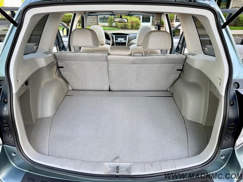 2009 Subaru Forester 2.5 X Premium 5-Speed Manual Pano Roof AWD   - Photo 19 - Hillsboro, OR 97123
