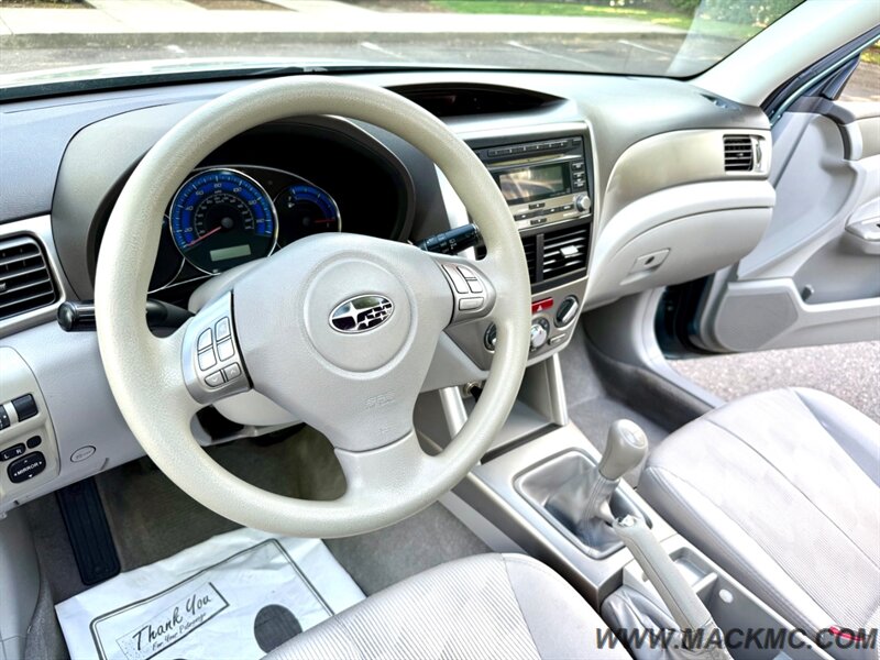2009 Subaru Forester 2.5 X Premium 5-Speed Manual Pano Roof AWD   - Photo 10 - Hillsboro, OR 97123