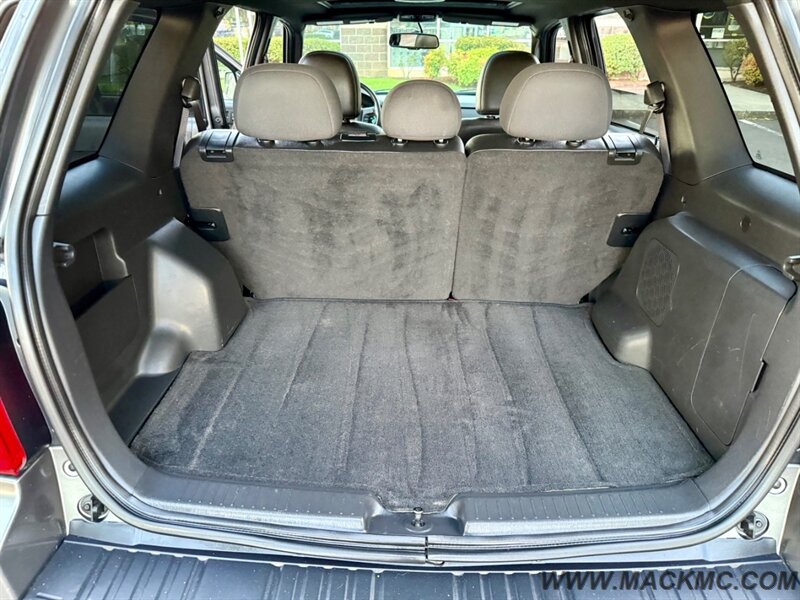 2012 Ford Escape Limited   - Photo 15 - Hillsboro, OR 97123