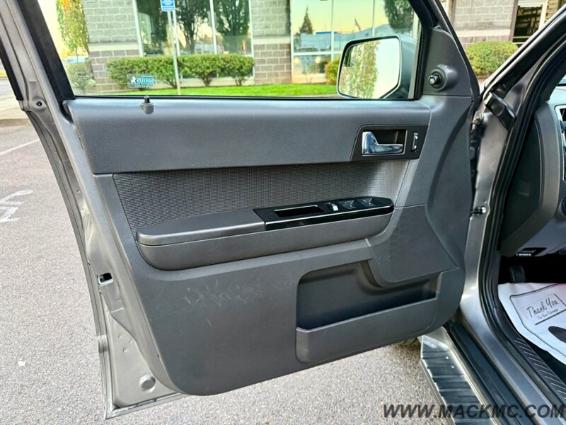2012 Ford Escape Limited   - Photo 22 - Hillsboro, OR 97123