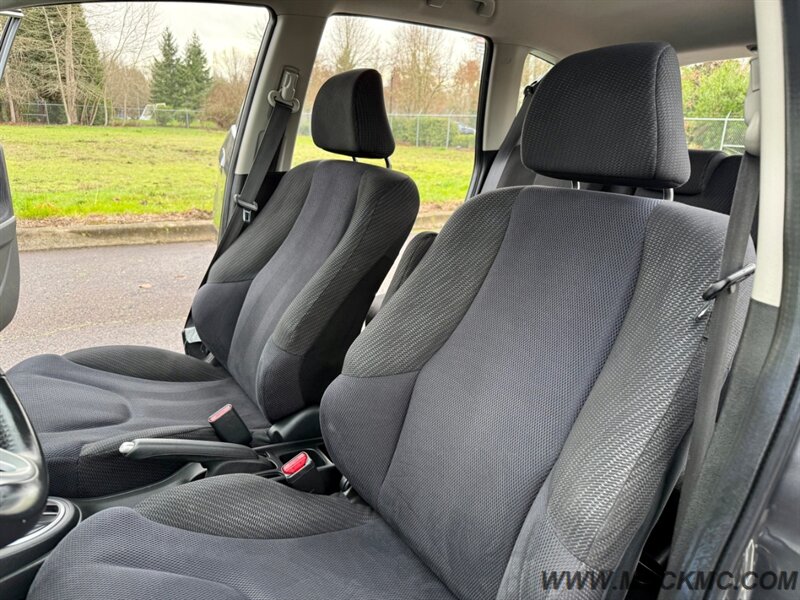 2013 Honda Fit Sport Automatic 87K Low Miles 33-MPG   - Photo 16 - Hillsboro, OR 97123