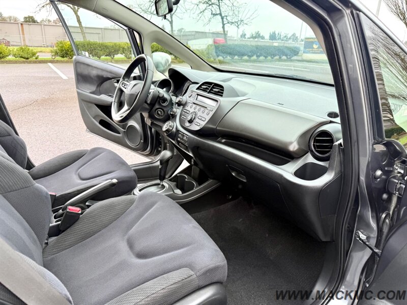 2013 Honda Fit Sport Automatic 87K Low Miles 33-MPG   - Photo 2 - Hillsboro, OR 97123