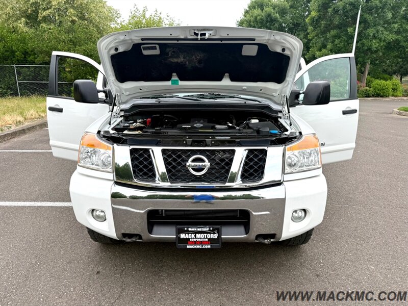 2010 Nissan Titan SE CrewCab  4x4 V8 Tow PKG   - Photo 23 - Hillsboro, OR 97123