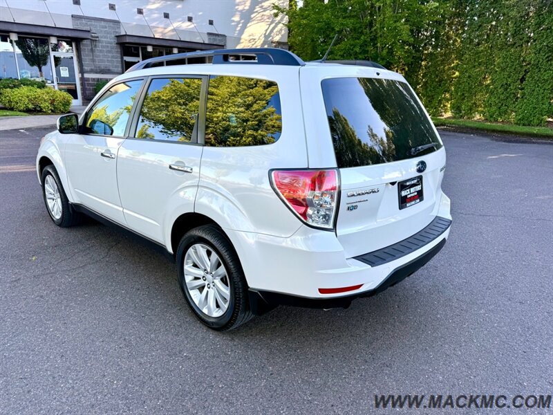 2012 Subaru Forester 2.5X Premium 1-Owner AWD - Photo 9 - Hillsboro, OR 97123