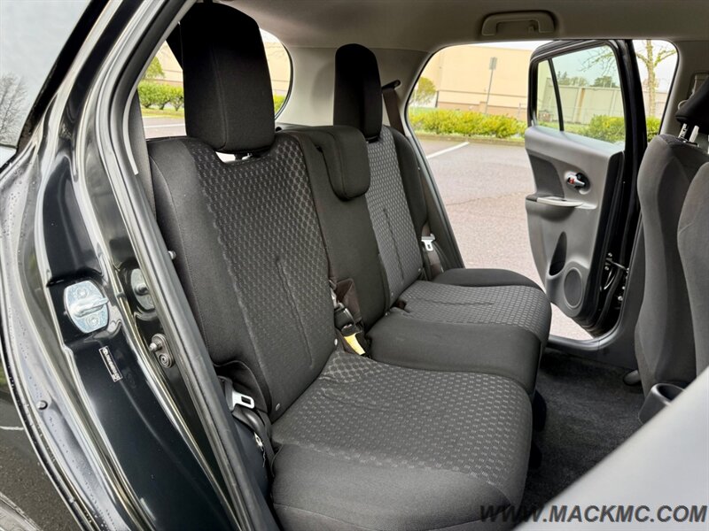 2011 Scion xD Automatic 85K Low Miles hatchback 33-MPG - Photo 16 - Hillsboro, OR 97123