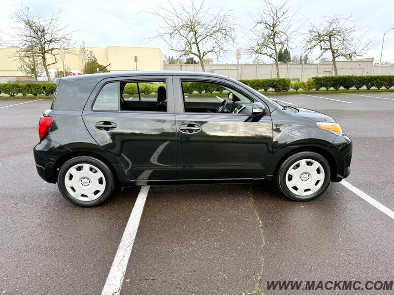 2011 Scion xD Automatic 85K Low Miles hatchback 33-MPG - Photo 5 - Hillsboro, OR 97123