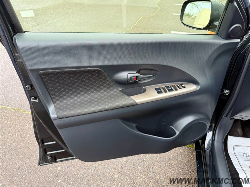 2011 Scion xD Automatic 85K Low Miles hatchback 33-MPG - Photo 20 - Hillsboro, OR 97123