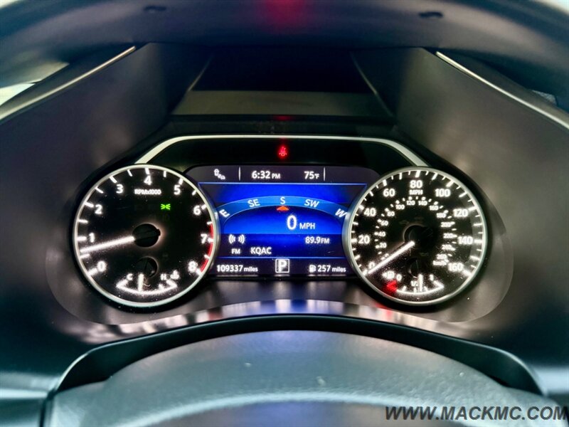 2020 Nissan Murano SV AWD Pano Roof Back Up Cam Sky View - Photo 14 - Hillsboro, OR 97123