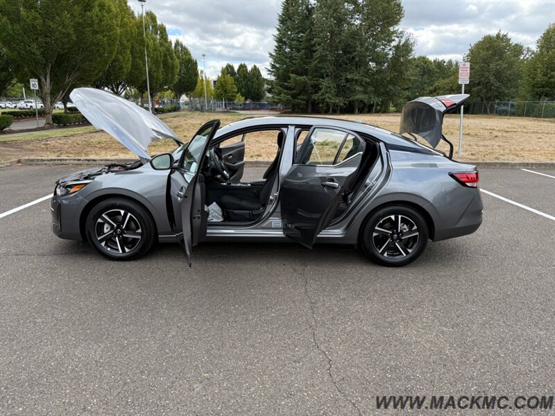 2025 Nissan Sentra SV 1-Owner 7K Low Miles 40-MPG   - Photo 30 - Hillsboro, OR 97123