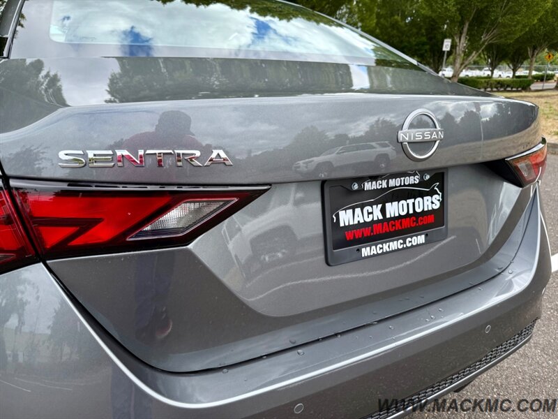 2025 Nissan Sentra SV 1-Owner 7K Low Miles 40-MPG   - Photo 8 - Hillsboro, OR 97123