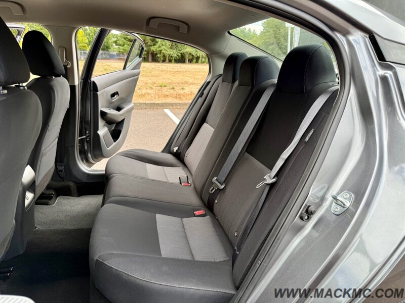 2025 Nissan Sentra SV 1-Owner 7K Low Miles 40-MPG   - Photo 22 - Hillsboro, OR 97123