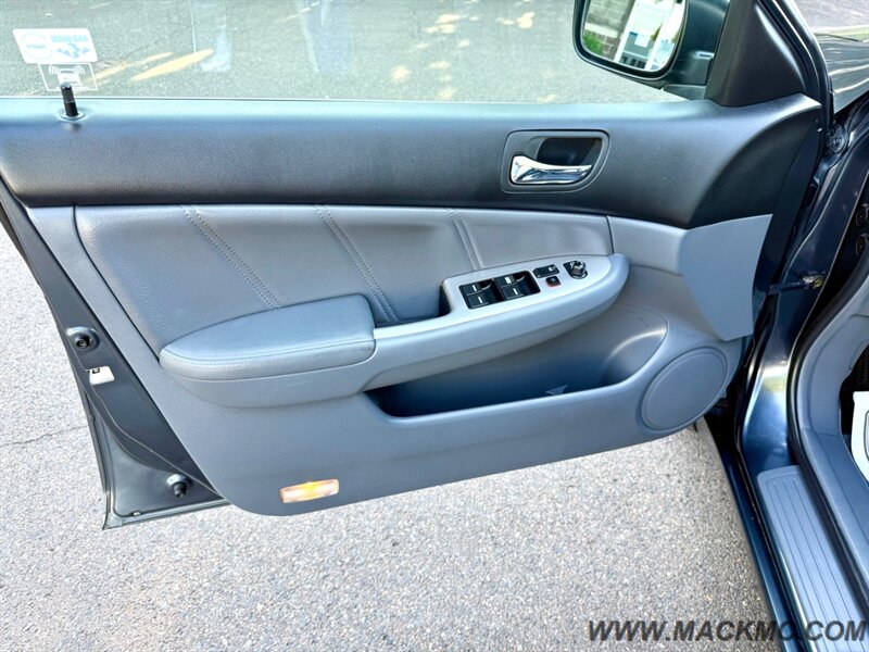 2005 Honda Accord Hybrid - Photo 24 - Hillsboro, OR 97123