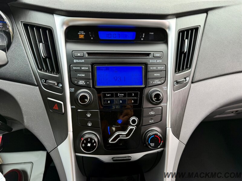 2013 Hyundai SONATA GLS Newer Tires 35-MPG   - Photo 14 - Hillsboro, OR 97123