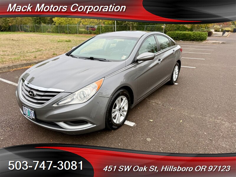 2013 Hyundai SONATA GLS Newer Tires 35-MPG  