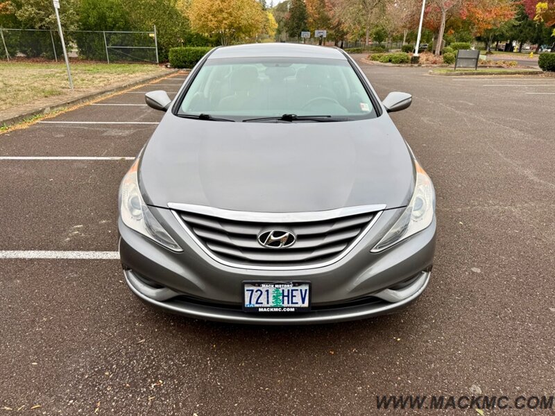 2013 Hyundai SONATA GLS Newer Tires 35-MPG   - Photo 5 - Hillsboro, OR 97123