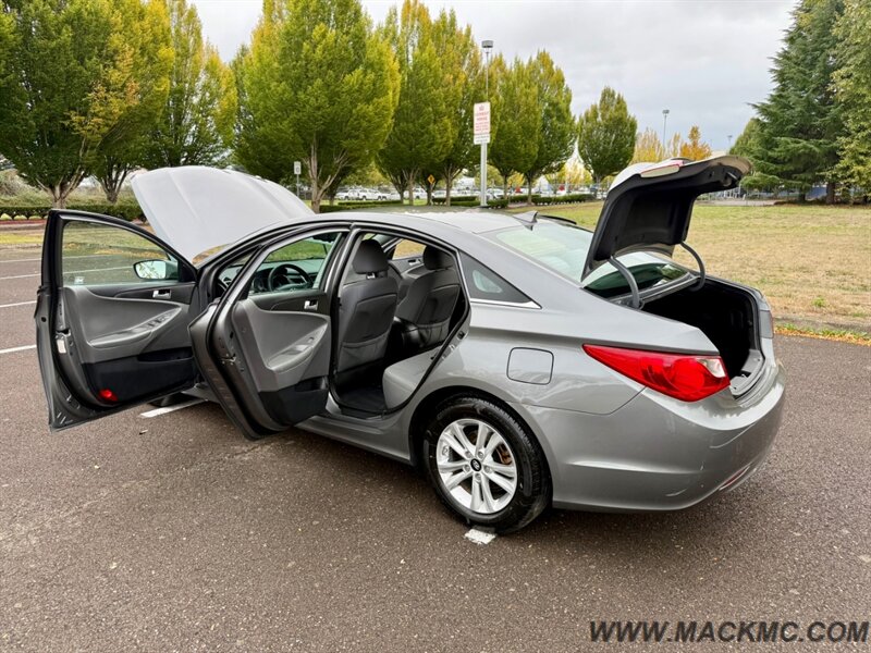 2013 Hyundai SONATA GLS Newer Tires 35-MPG   - Photo 24 - Hillsboro, OR 97123