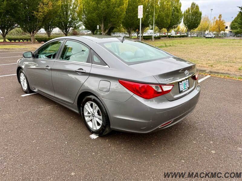 2013 Hyundai SONATA GLS Newer Tires 35-MPG   - Photo 10 - Hillsboro, OR 97123