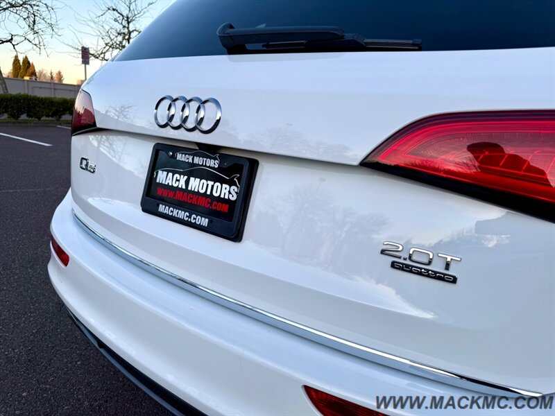 2017 Audi Q5 2.0T quattro Premium Loaded Pano Roof Heated Seats   - Photo 11 - Hillsboro, OR 97123