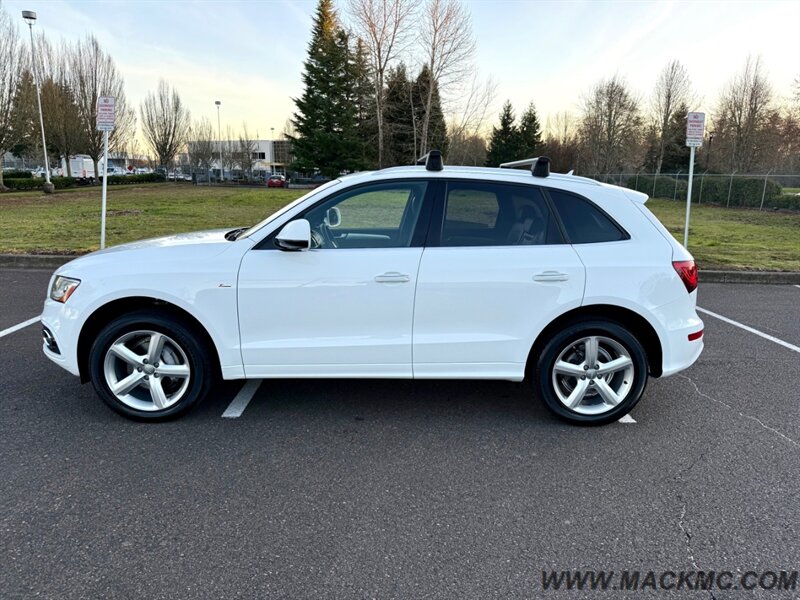 2017 Audi Q5 2.0T quattro Premium Loaded Pano Roof Heated Seats   - Photo 9 - Hillsboro, OR 97123