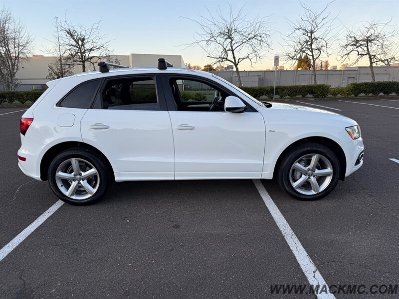 2017 Audi Q5 2.0T quattro Premium Loaded Pano Roof Heated Seats   - Photo 5 - Hillsboro, OR 97123