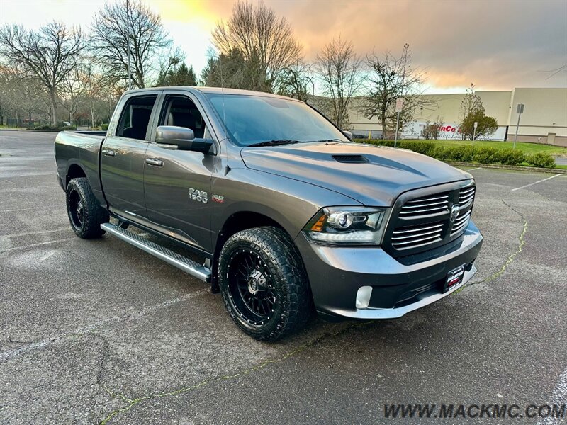 2014 RAM 1500 Sport Laramie Crew Cab Loaded DVD 4x4   - Photo 4 - Hillsboro, OR 97123