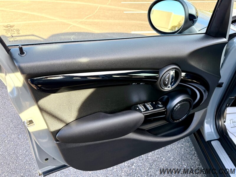 2016 MINI Hardtop 4 Door Cooper 27K Low Miles 1-Owner   - Photo 23 - Hillsboro, OR 97123