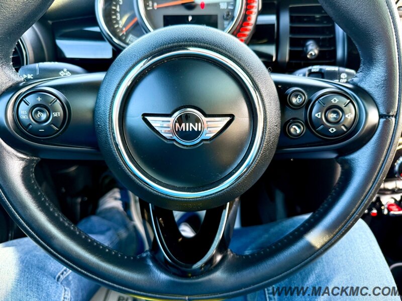 2016 MINI Hardtop 4 Door Cooper 27K Low Miles 1-Owner   - Photo 12 - Hillsboro, OR 97123