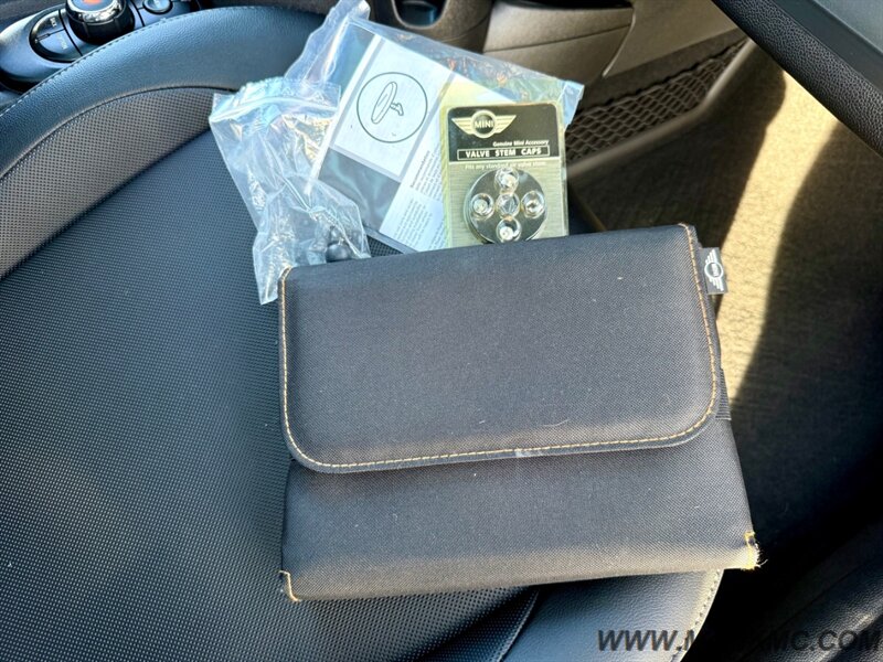 2016 MINI Hardtop 4 Door Cooper 27K Low Miles 1-Owner   - Photo 24 - Hillsboro, OR 97123