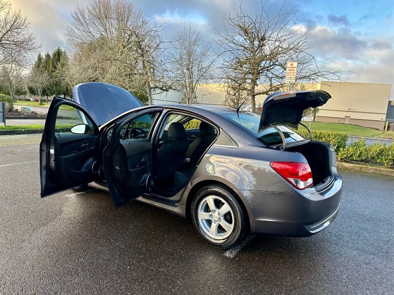 2011 Chevrolet Cruze LT RS 94k Low Miles 2-Owners 369-MPG   - Photo 26 - Hillsboro, OR 97123