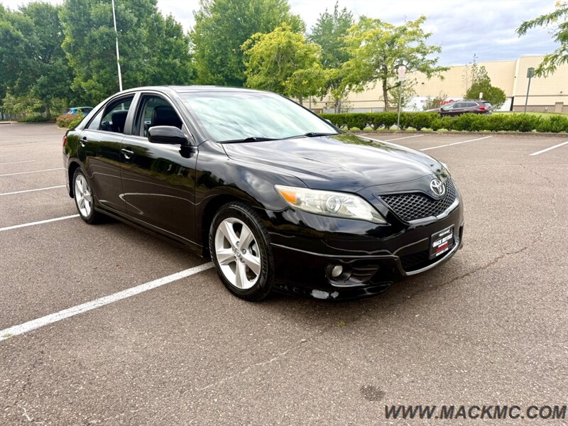 2011 Toyota Camry SE - Photo 9 - Hillsboro, OR 97123
