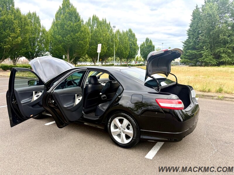 2011 Toyota Camry SE - Photo 23 - Hillsboro, OR 97123