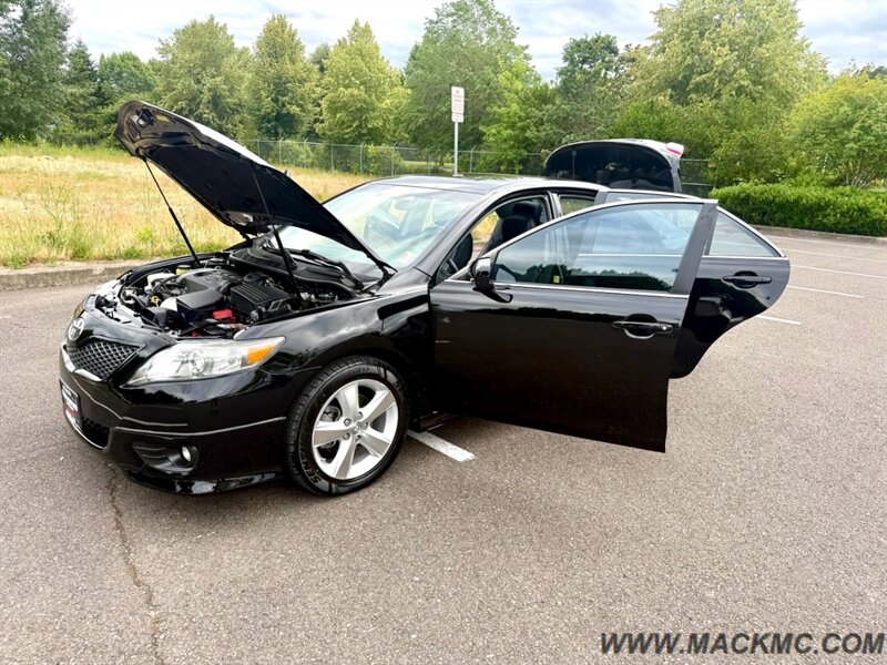 2011 Toyota Camry SE - Photo 19 - Hillsboro, OR 97123