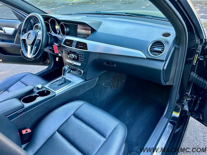 2013 Mercedes-Benz C 250 Sport Heated Seats Black on Black - Photo 2 - Hillsboro, OR 97123