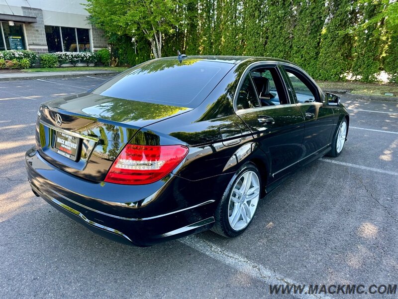 2013 Mercedes-Benz C 250 Sport Heated Seats Black on Black - Photo 6 - Hillsboro, OR 97123