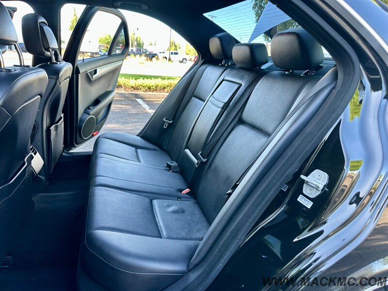 2013 Mercedes-Benz C 250 Sport Heated Seats Black on Black - Photo 19 - Hillsboro, OR 97123