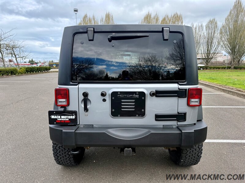2015 Jeep Wrangler Unlimited Sport 6-Speed Manual Hardtop   - Photo 9 - Hillsboro, OR 97123
