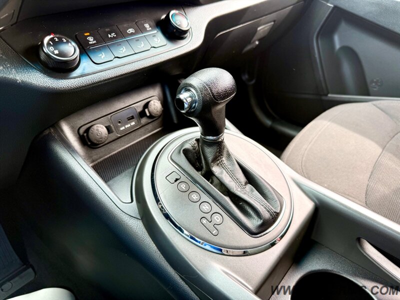 2011 Kia Sportage LX 81k Low Miles 1-owner 31-MPG   - Photo 15 - Hillsboro, OR 97123