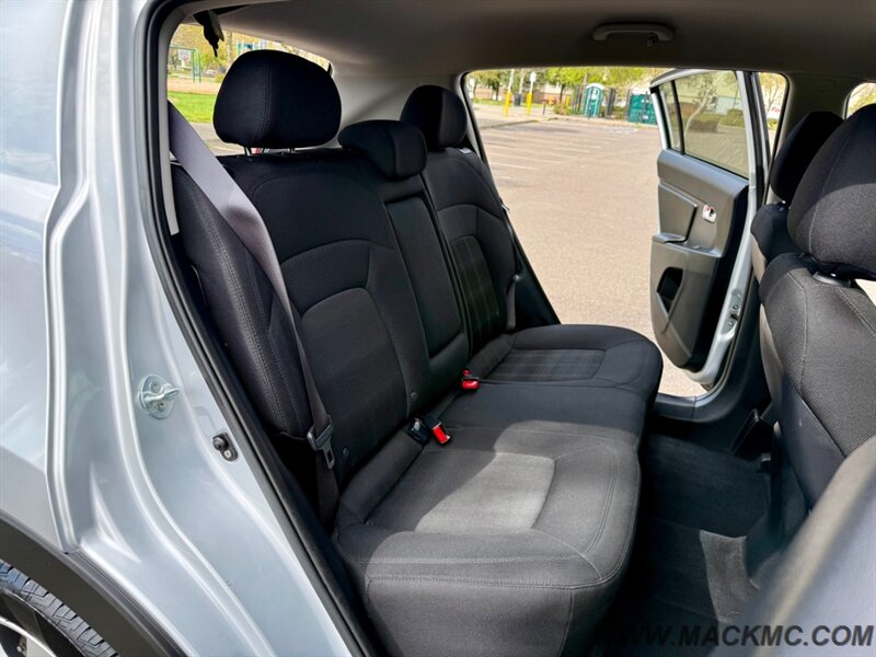 2011 Kia Sportage LX 81k Low Miles 1-owner 31-MPG   - Photo 19 - Hillsboro, OR 97123