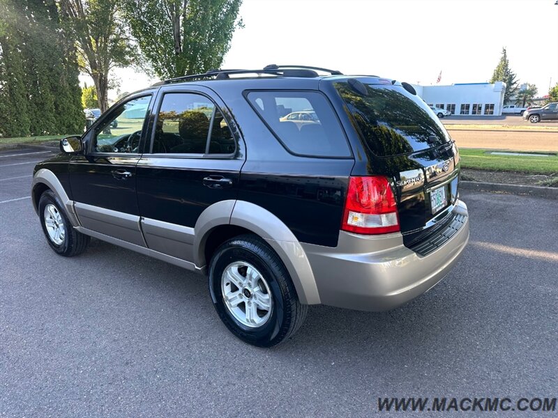 2005 Kia Sorento EX   - Photo 8 - Hillsboro, OR 97123