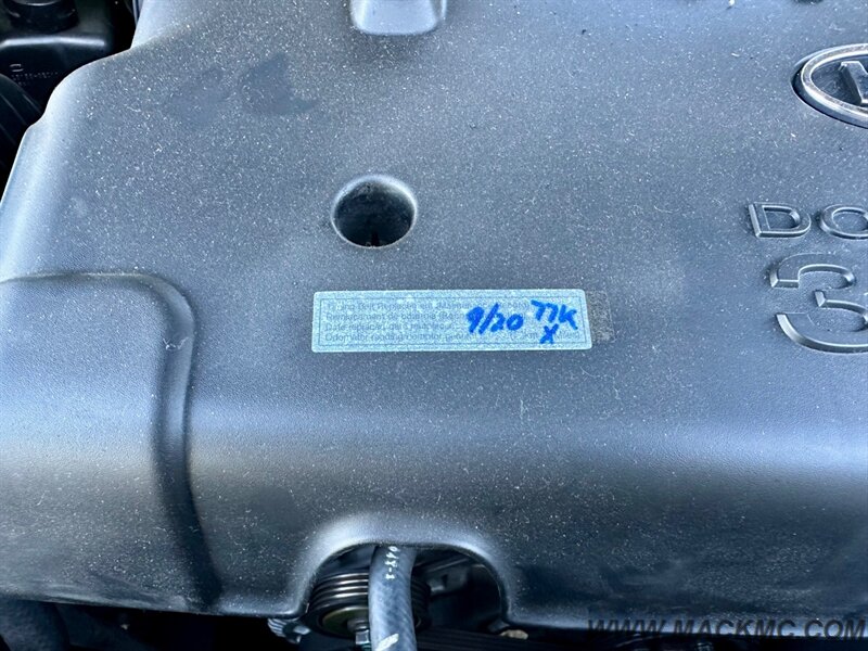 2005 Kia Sorento EX   - Photo 22 - Hillsboro, OR 97123