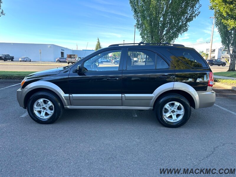 2005 Kia Sorento EX   - Photo 9 - Hillsboro, OR 97123