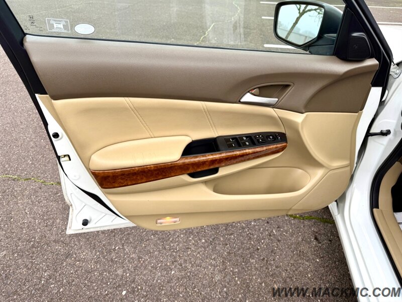 2010 Honda Accord EX-L V6 1-owner Low Miles Leather MoonRoof 29-MPG   - Photo 25 - Hillsboro, OR 97123