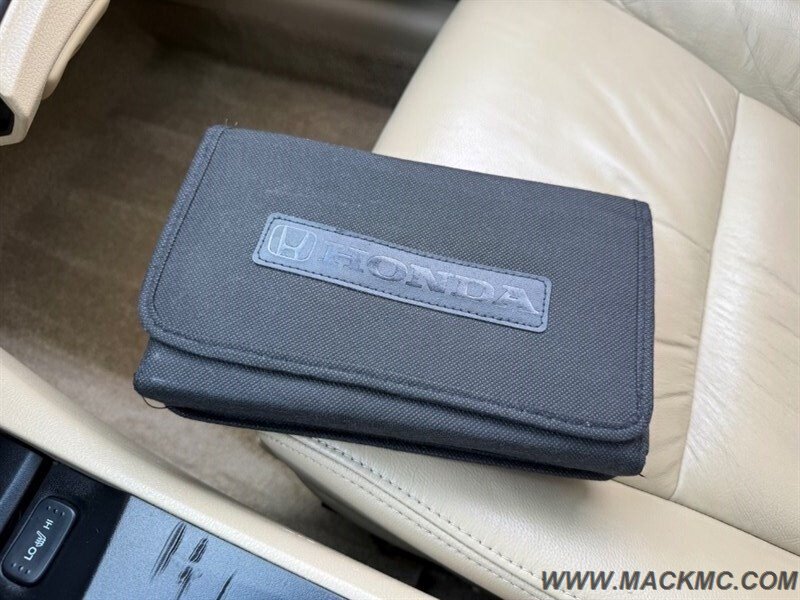 2010 Honda Accord EX-L V6 1-owner Low Miles Leather MoonRoof 29-MPG   - Photo 20 - Hillsboro, OR 97123