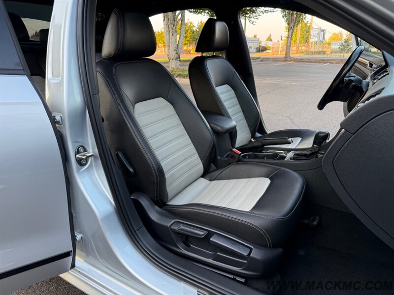 2018 Volkswagen Passat V6 GT - Photo 11 - Hillsboro, OR 97123