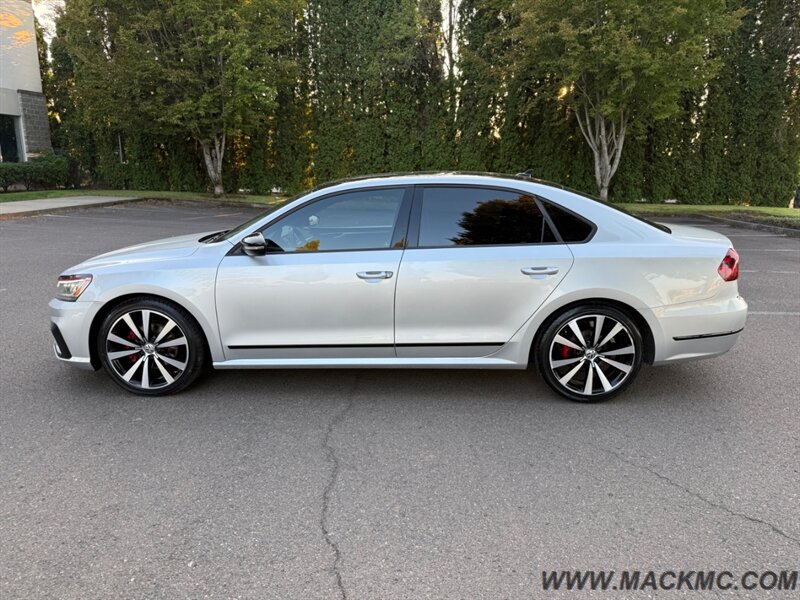 2018 Volkswagen Passat V6 GT - Photo 4 - Hillsboro, OR 97123