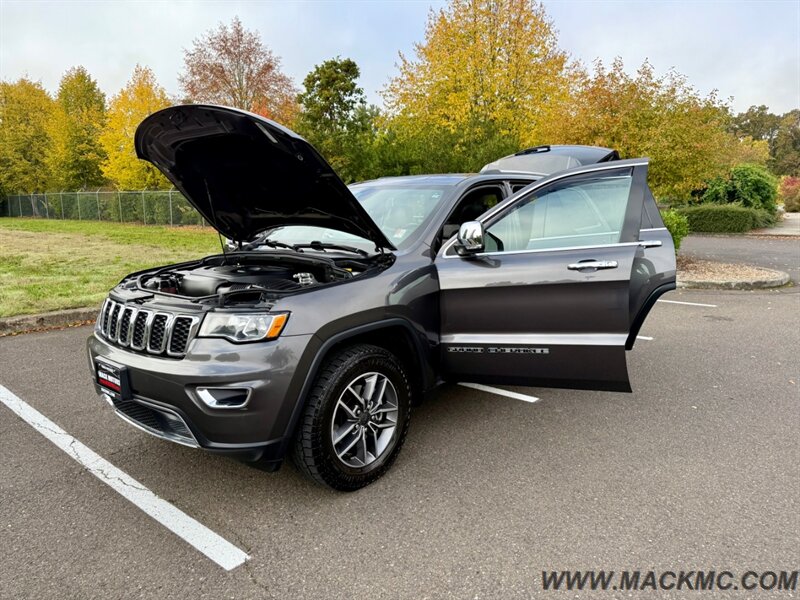 2020 Jeep Grand Cherokee Limited AWD Loaded Leather Pano Roof back Up Camer - Photo 31 - Hillsboro, OR 97123